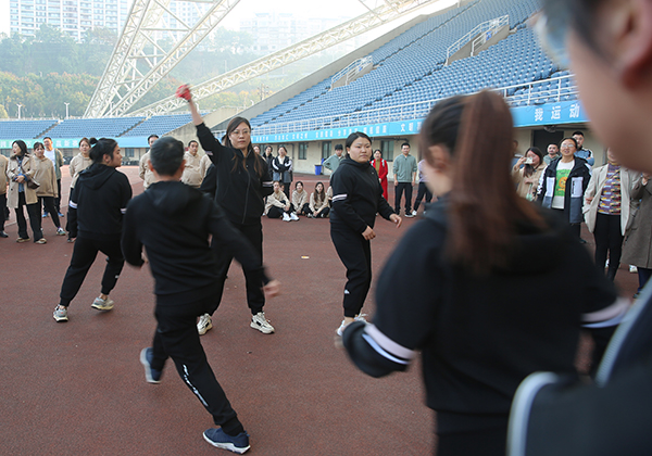 656439e1c0cb9.jpg 024A8588.jpg